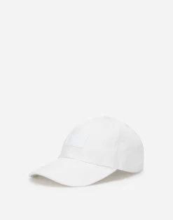 Baseball cap with branded tag