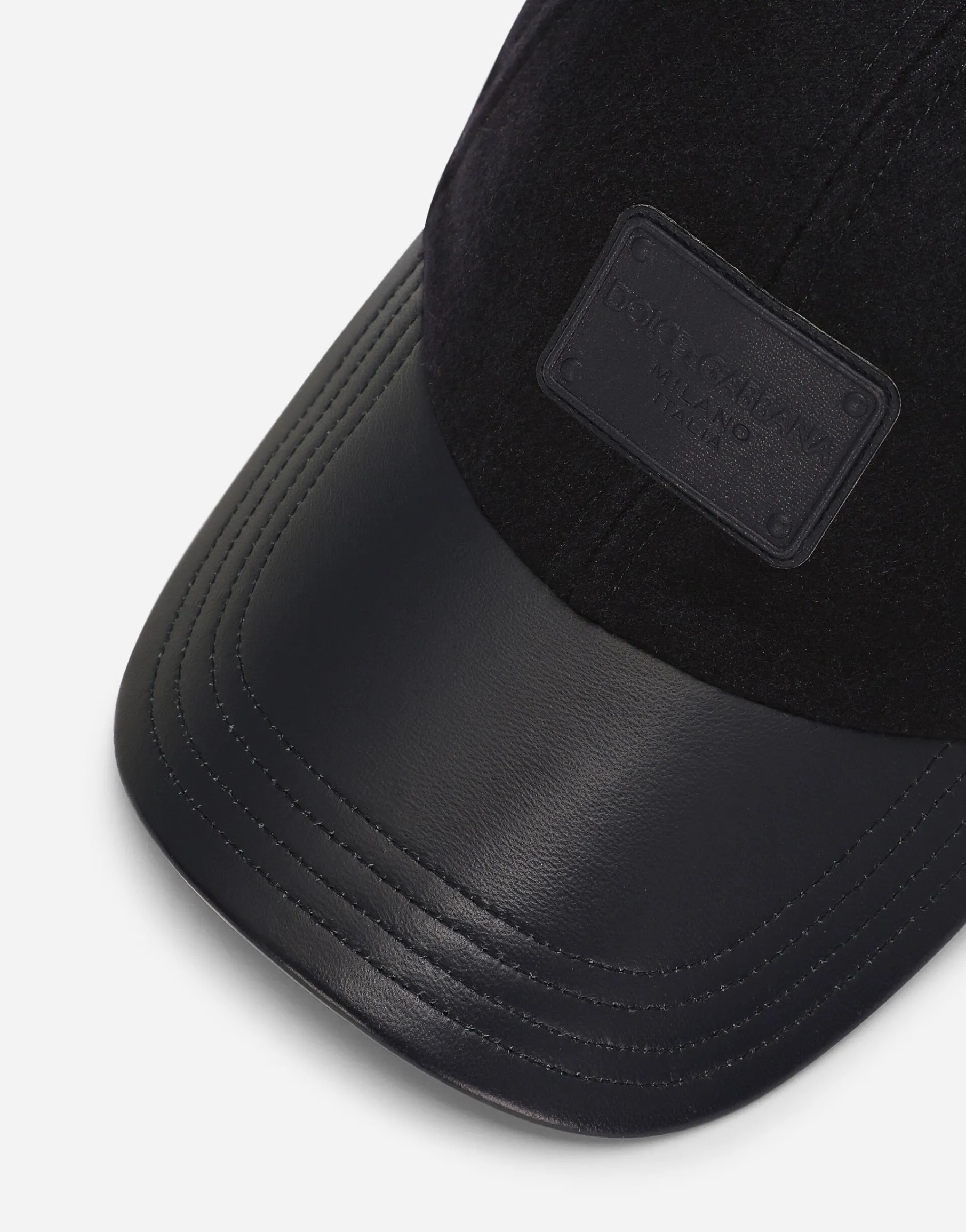 Baseball cap with branded tag