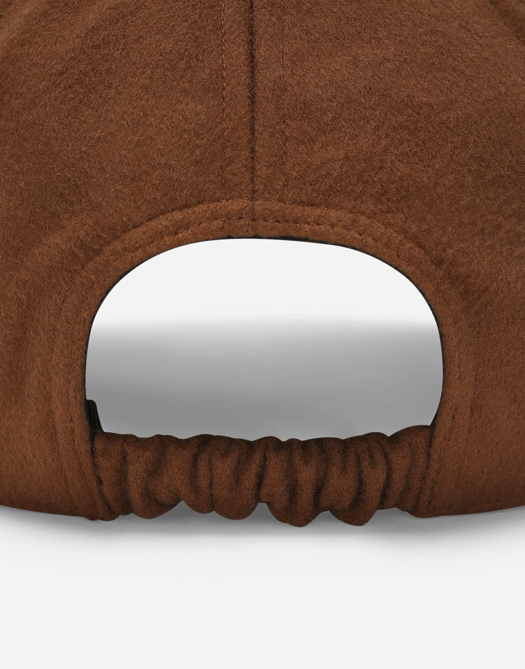 Baseball cap with branded tag