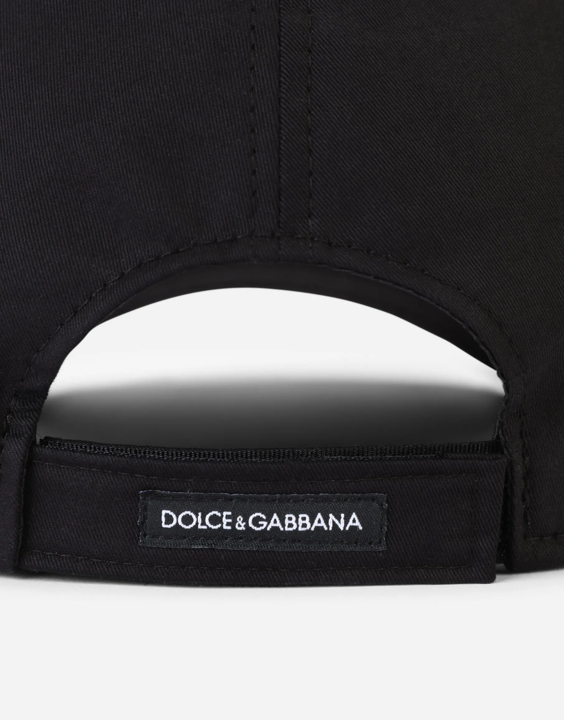 Baseball cap with branded tag