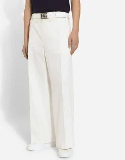 Belt with DG logo buckle