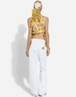 Boyfriend jeans with embroidery