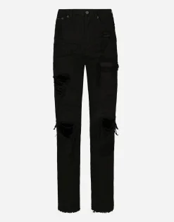 Boyfriend jeans with rips