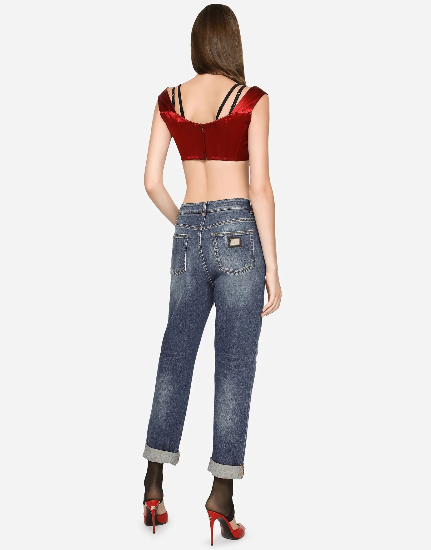 Boyfriend jeans with rips