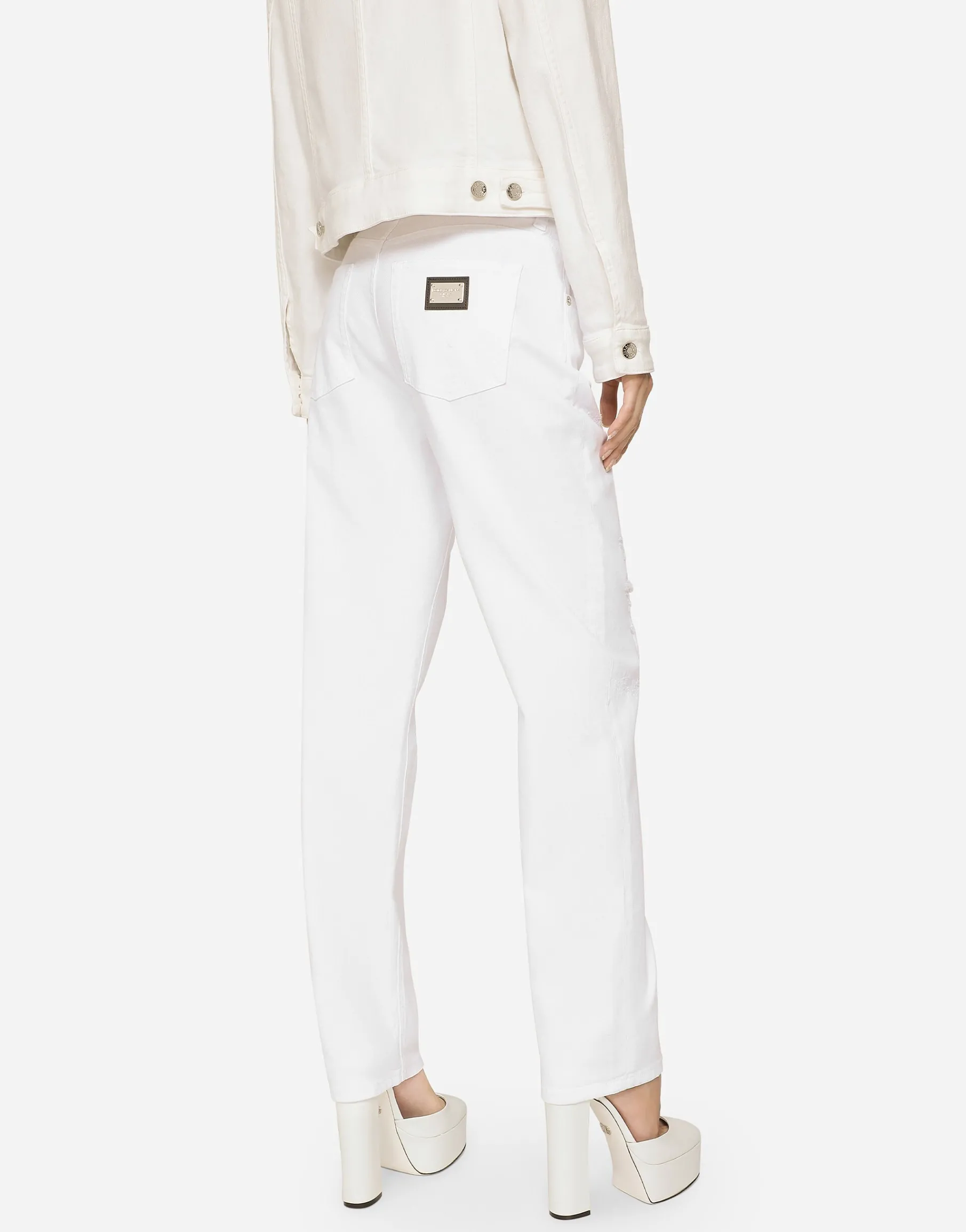 Boyfriend jeans with rips