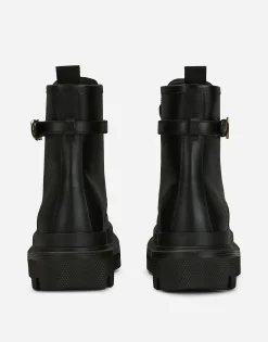 Calfskin ankle boots