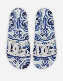Calfskin beachwear sliders in majolica-design rubberized calfskin