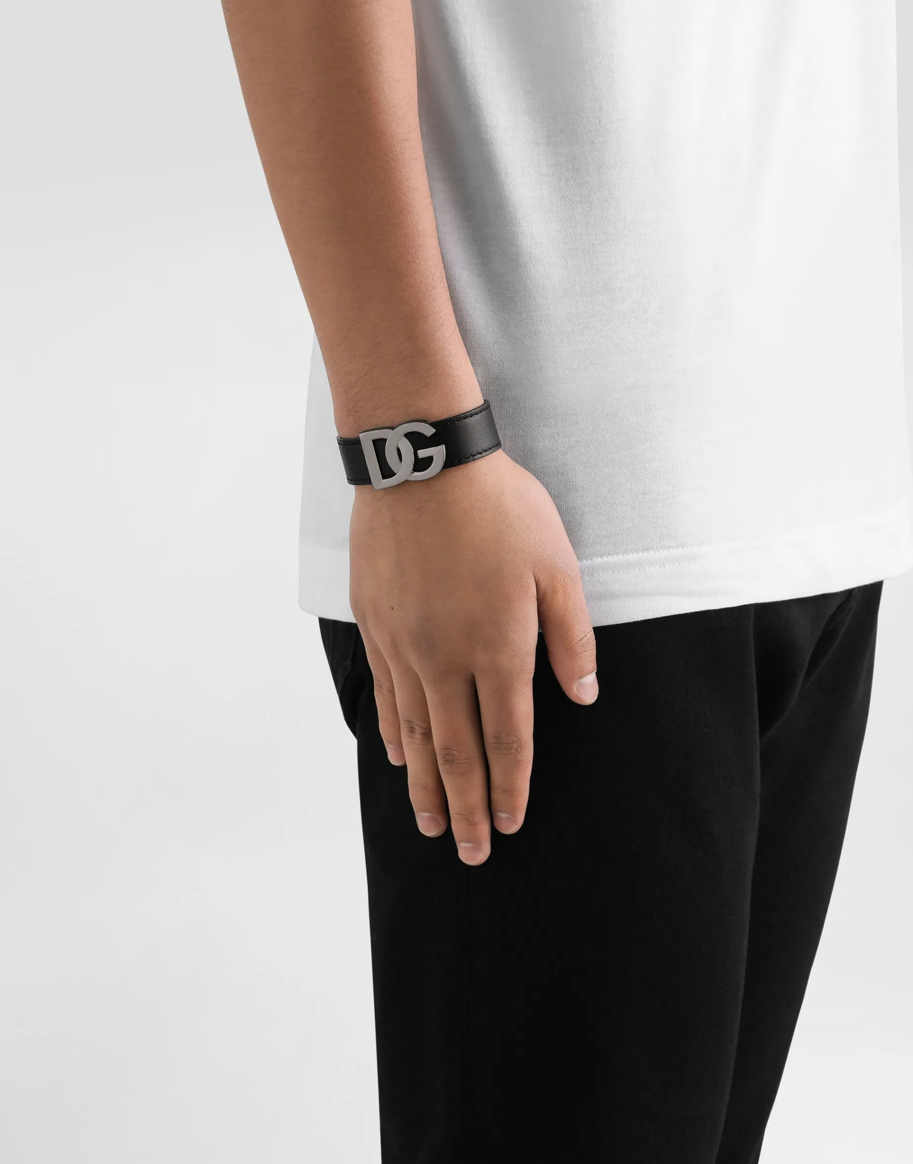 Calfskin bracelet with DG logo
