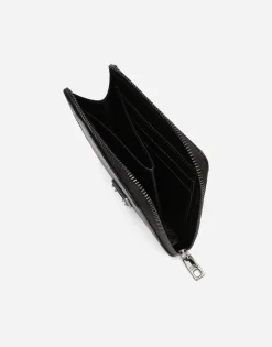 Calfskin card holder with branded plate