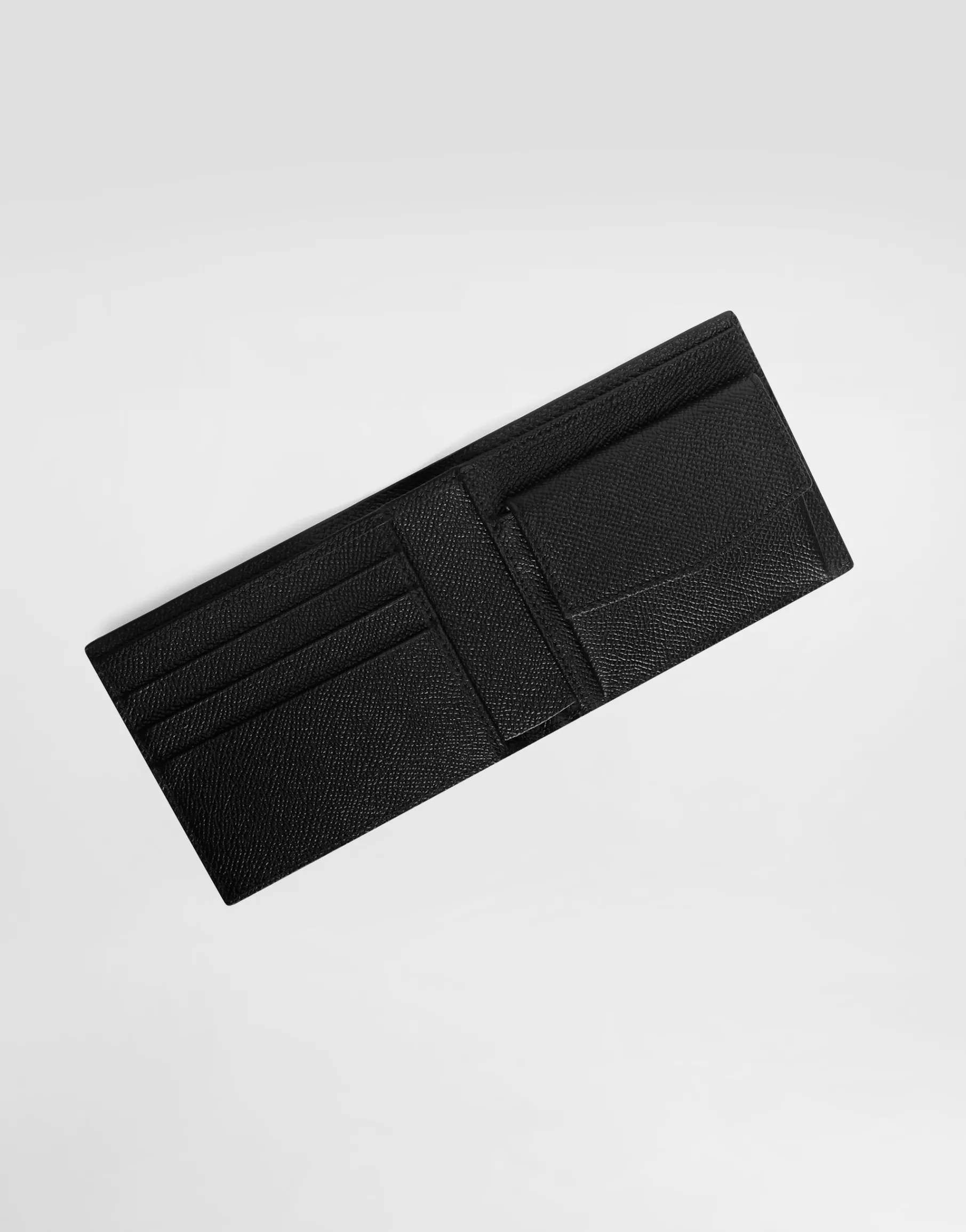Calfskin wallet with coin pocket and logo tag