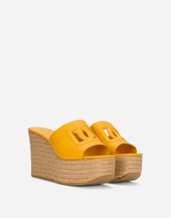 Calfskin wedge