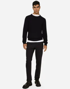 Cashmere round-neck sweater