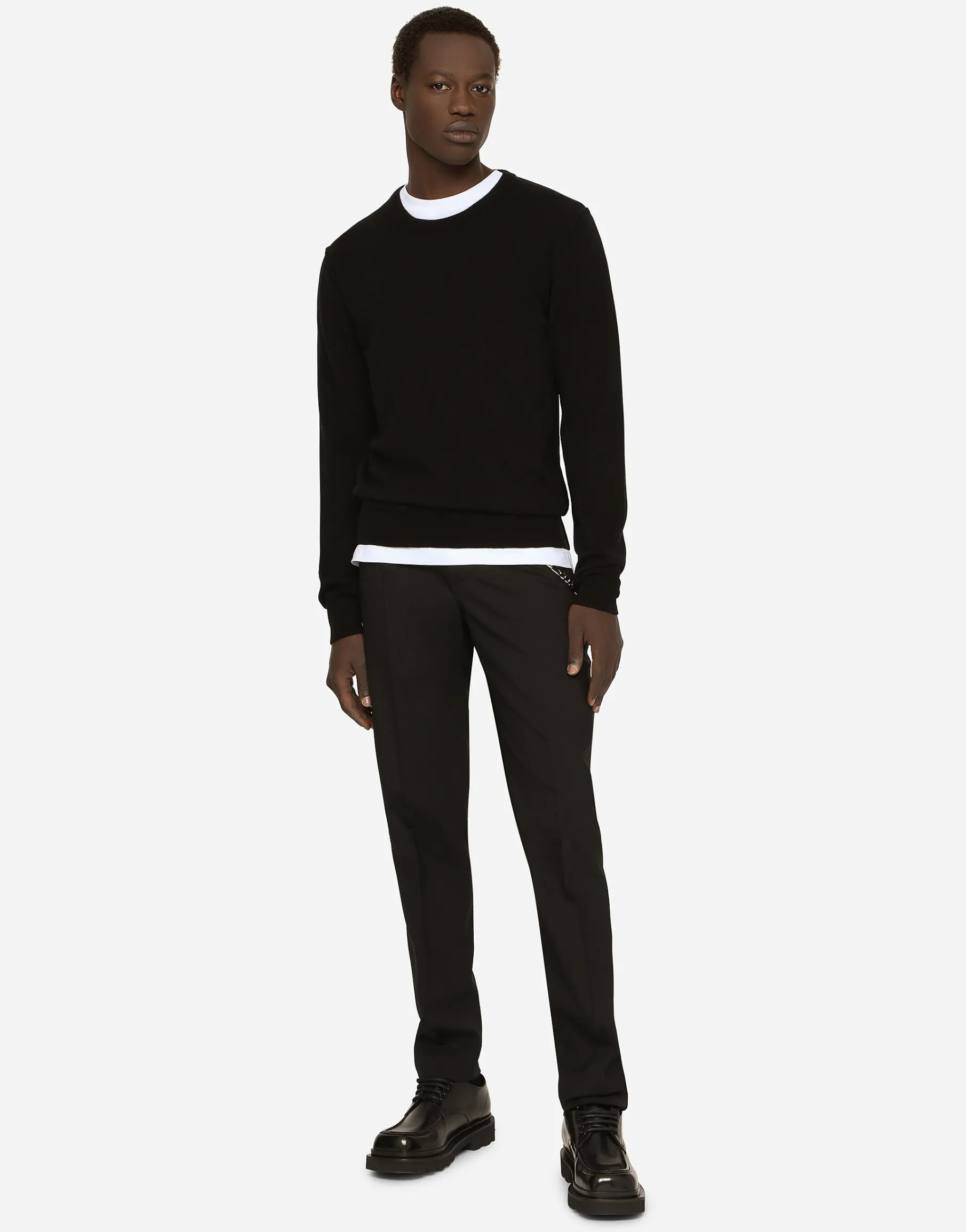 Cashmere round-neck sweater