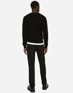 Cashmere round-neck sweater