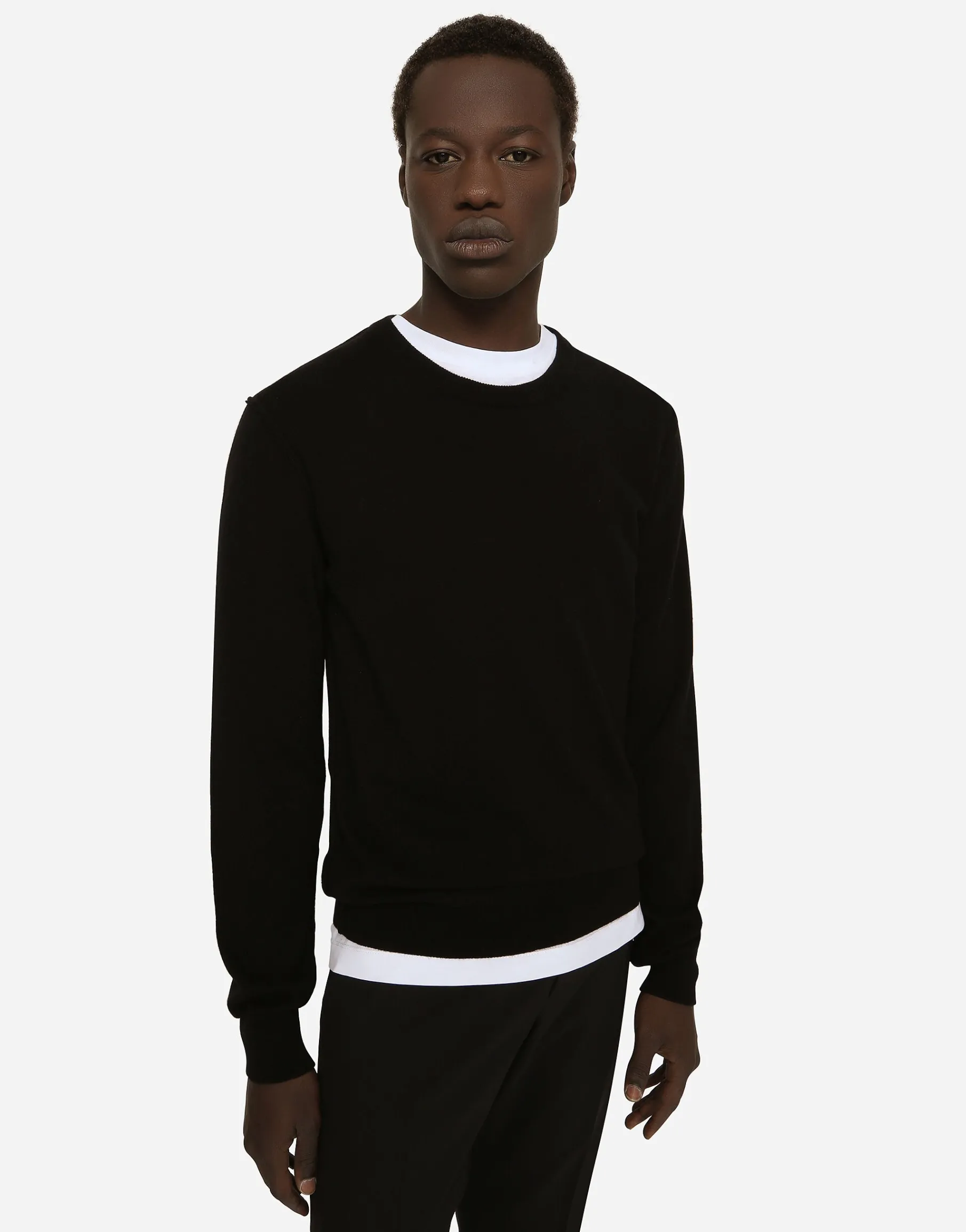 Cashmere round-neck sweater