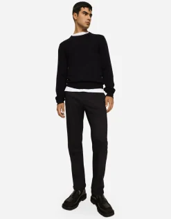 Cashmere round-neck sweater