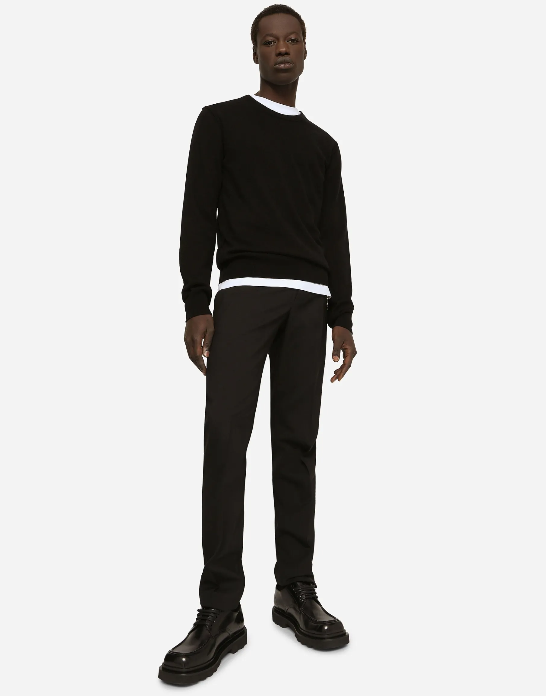 Cashmere round-neck sweater