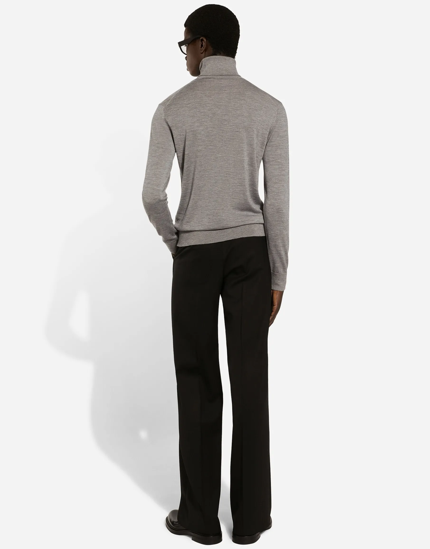 Cashmere turtle-neck sweater