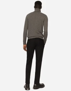 Cashmere turtle-neck sweater