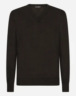 Cashmere v-neck sweater
