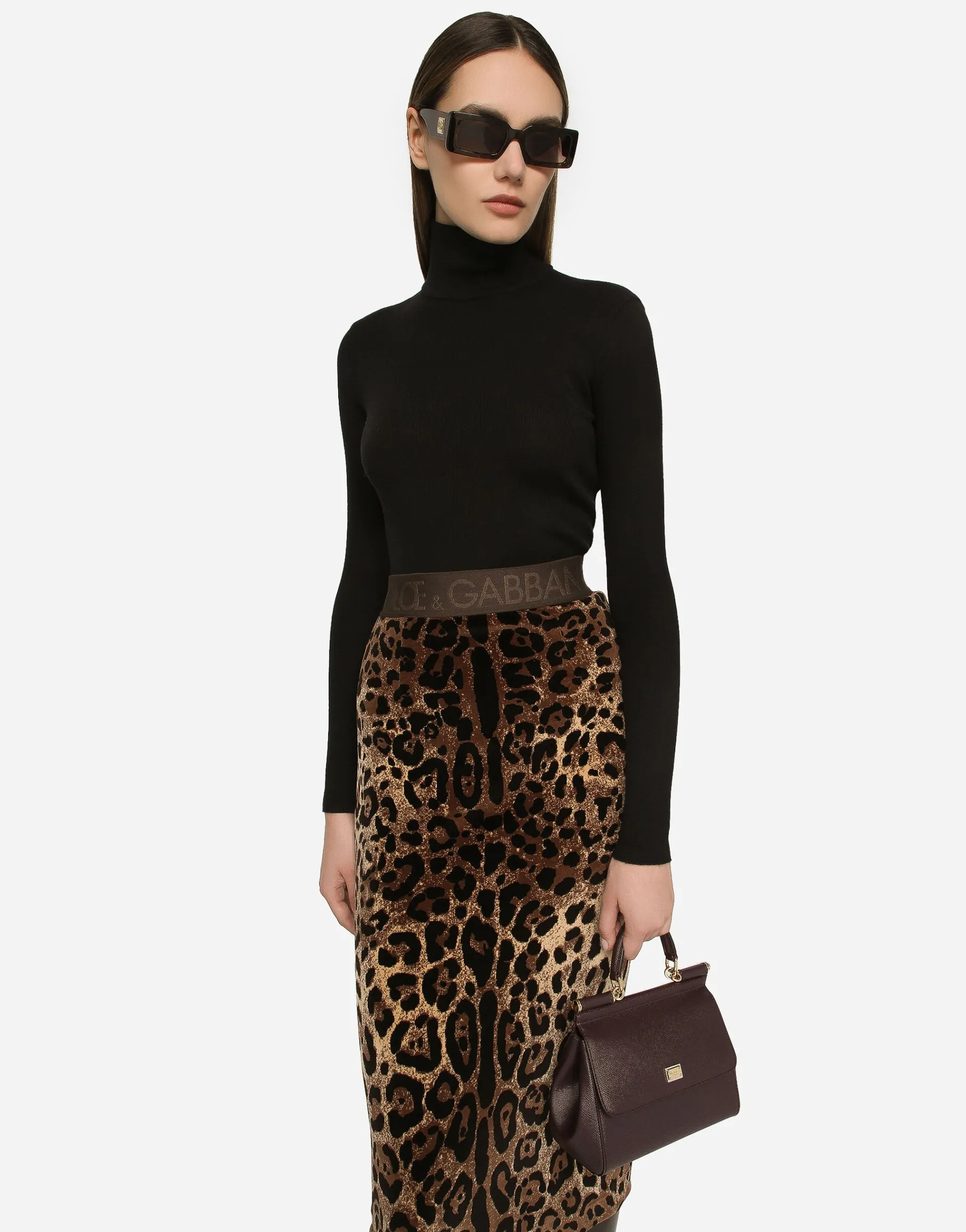 Chenille calf-length skirt with jacquard leopard design