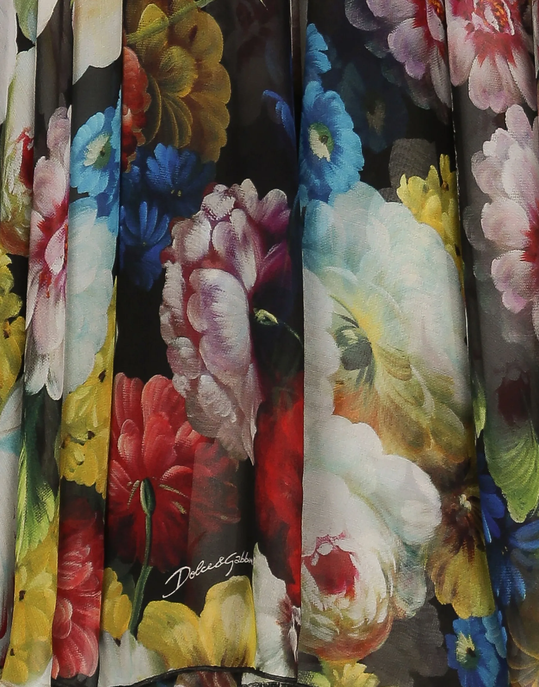 Chiffon dress with nocturnal flower print