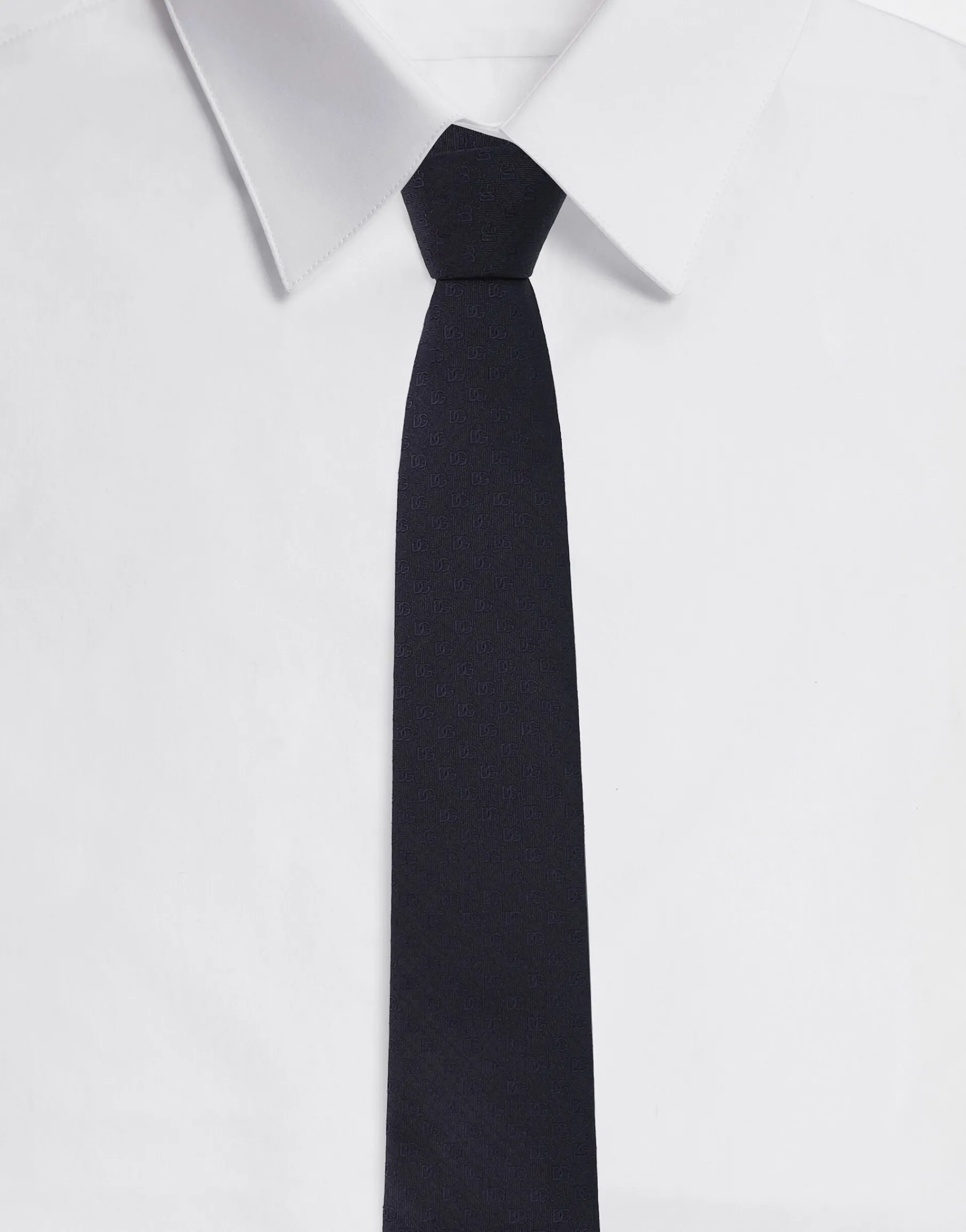 8-cm silk jacquard blade tie with DG logo