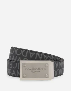 Coated jacquard belt with logo tag