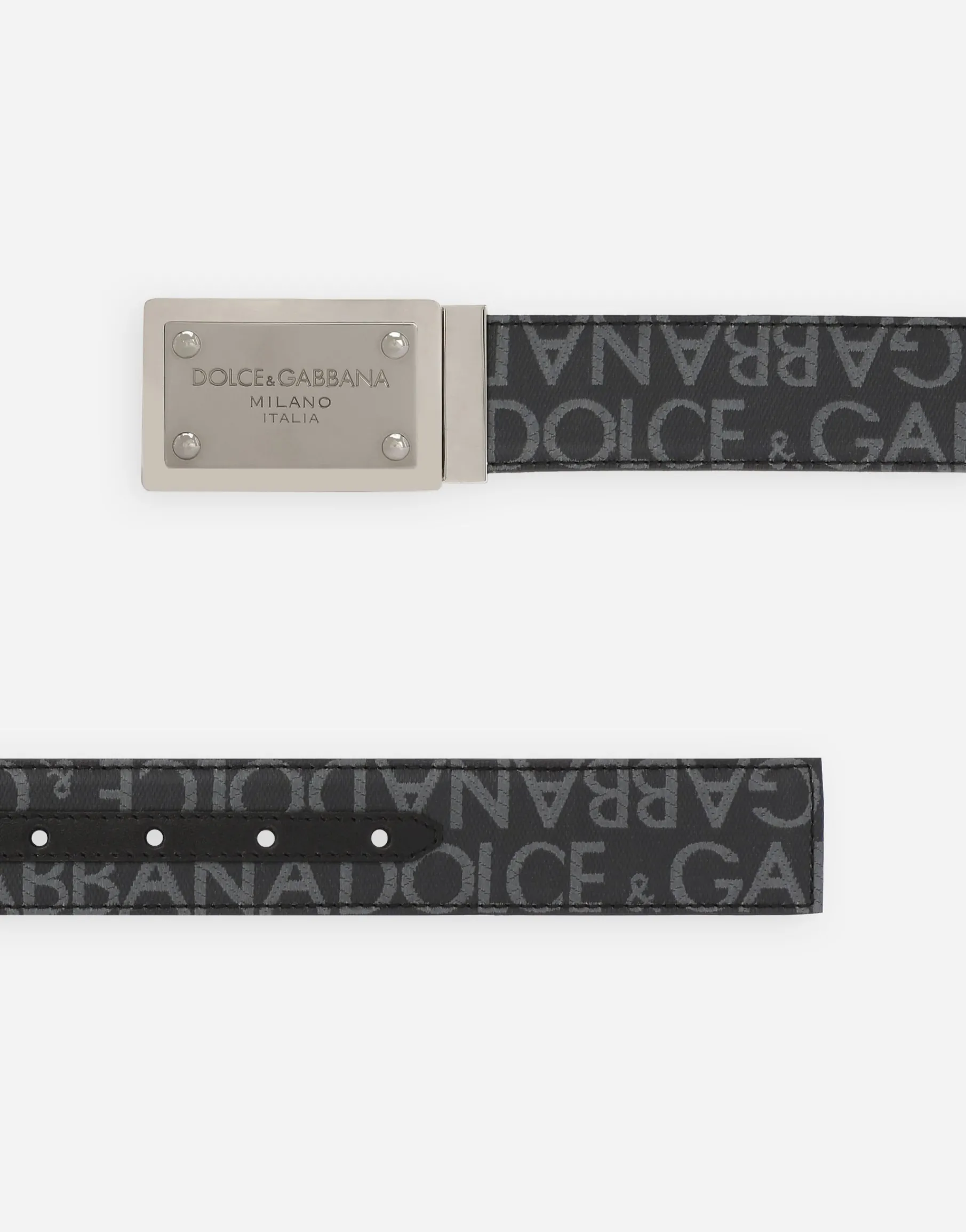 Coated jacquard belt with logo tag