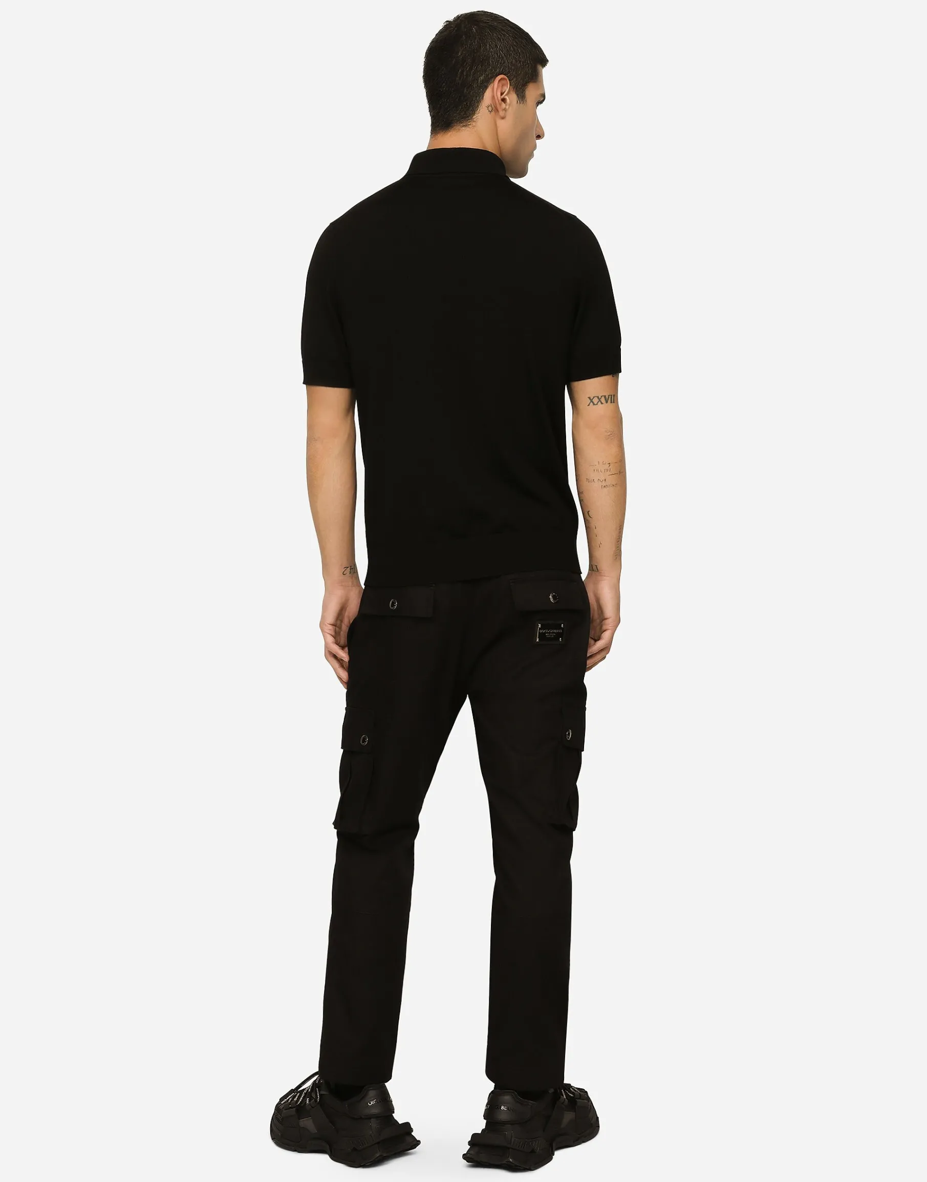 Cotton cargo pants with branded tag
