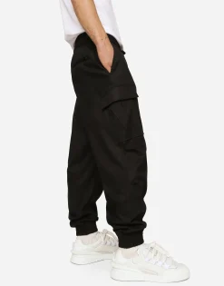 Cotton cargo pants with branded tag