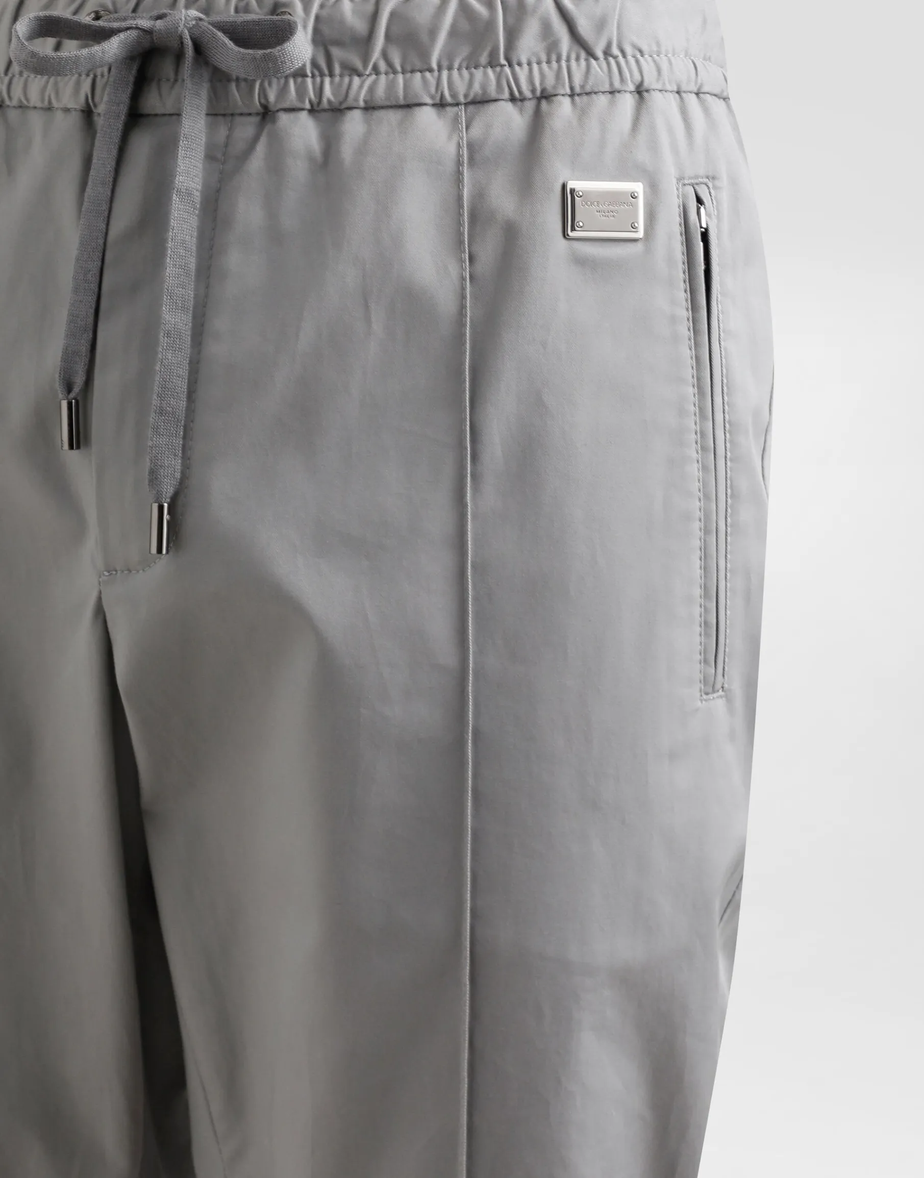Cotton jogging pants with tag