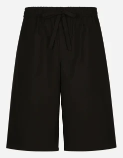 Cotton jogging shorts with logo tag