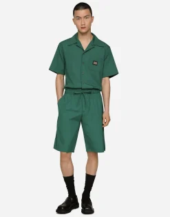 Cotton jogging shorts with logo tag
