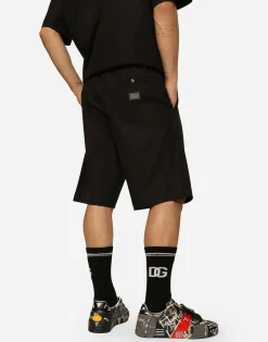 Cotton jogging shorts with logo tag