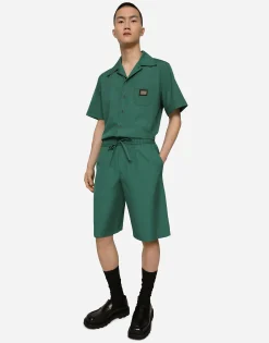 Cotton jogging shorts with logo tag