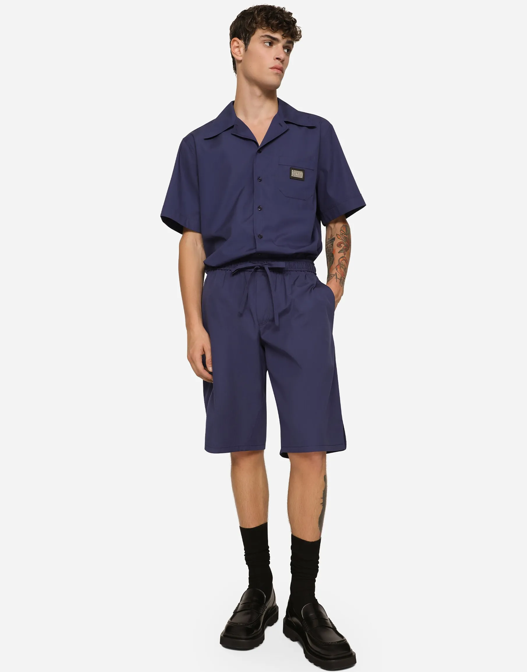 Cotton jogging shorts with logo tag