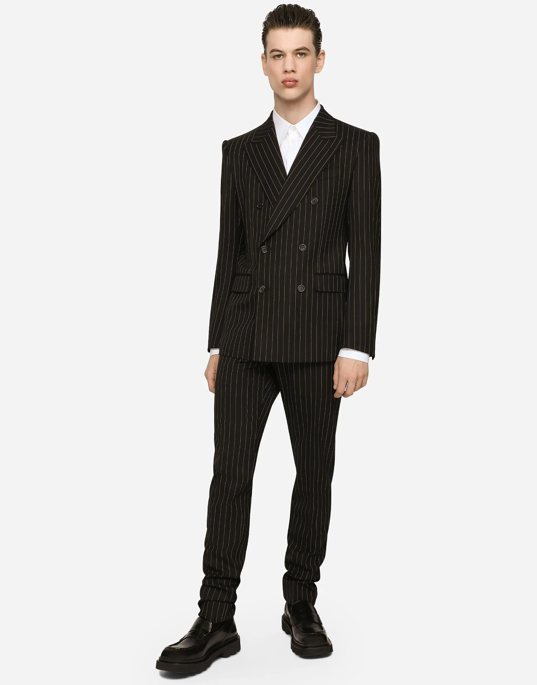 Cotton Martini-fit shirt with branded tag