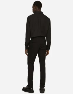 Cotton Martini-fit shirt with branded tag