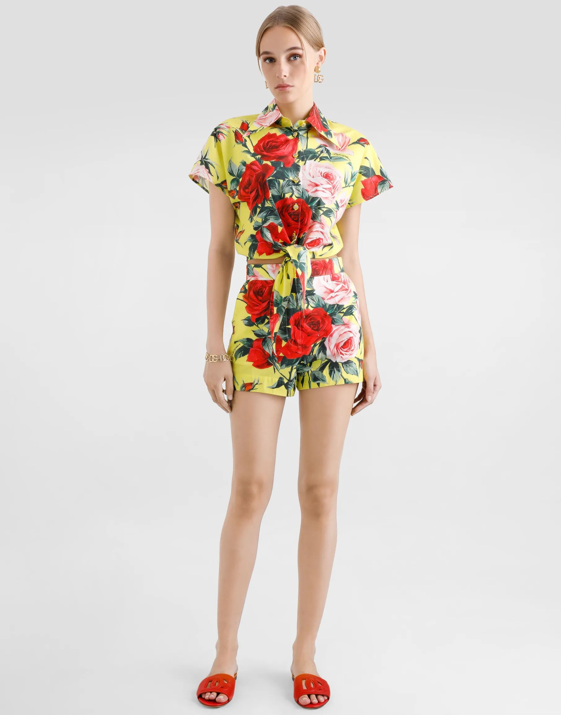 Cotton pussy-bow shirt with bouquet print
