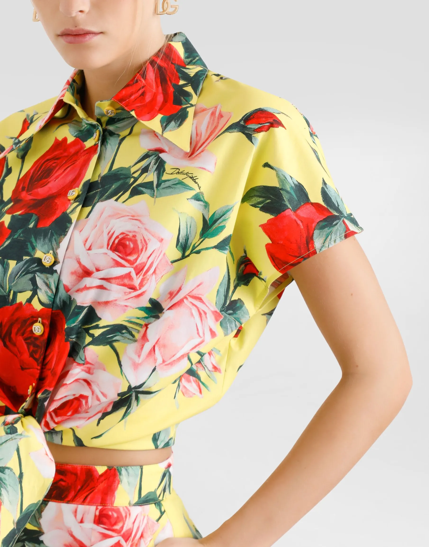 Cotton pussy-bow shirt with bouquet print