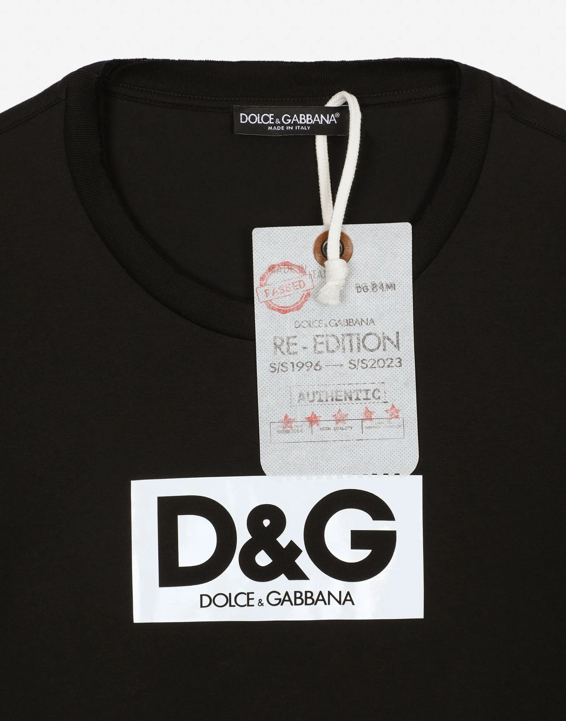 Cotton round-neck T-shirt with patch