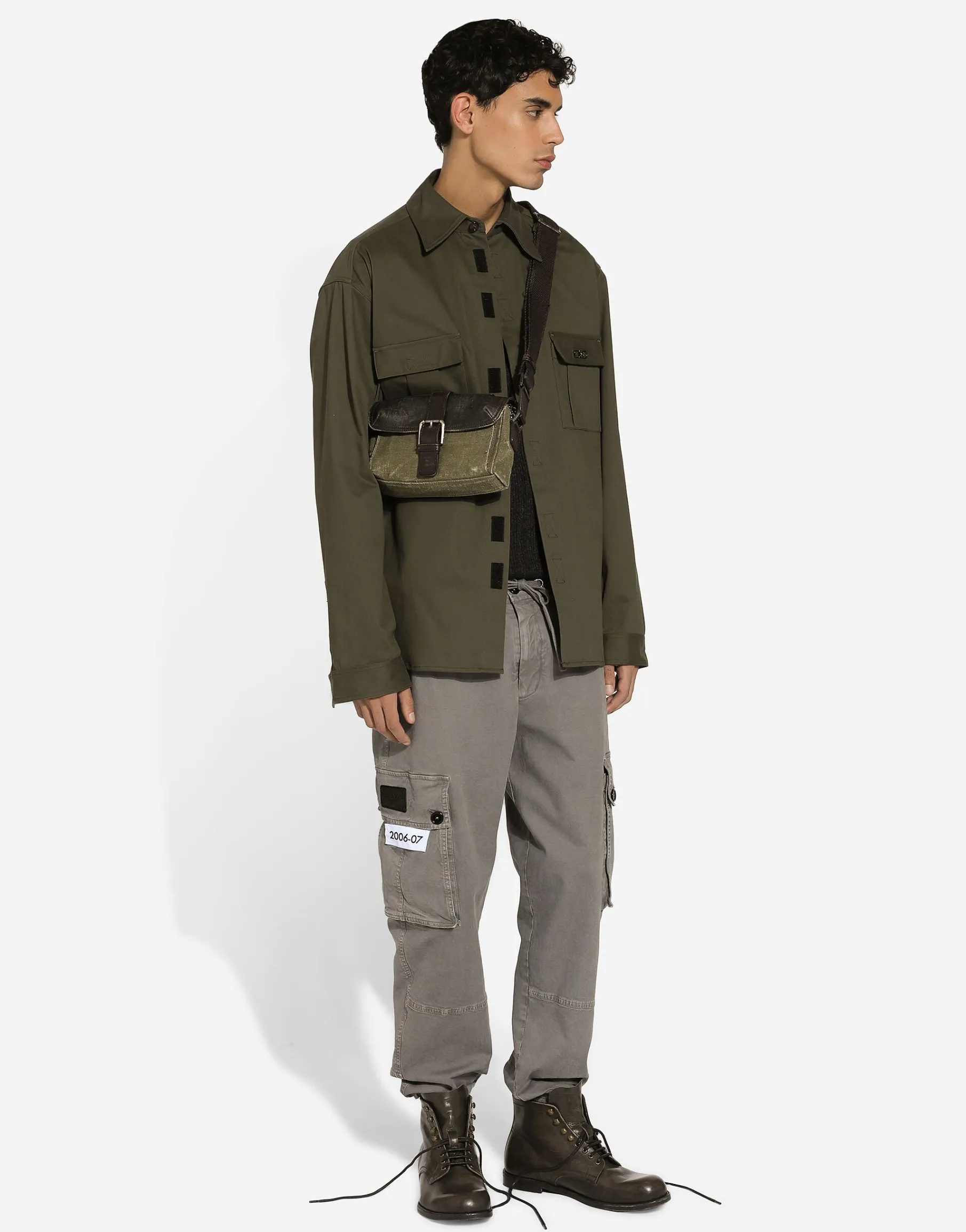 Cotton shirt with pockets