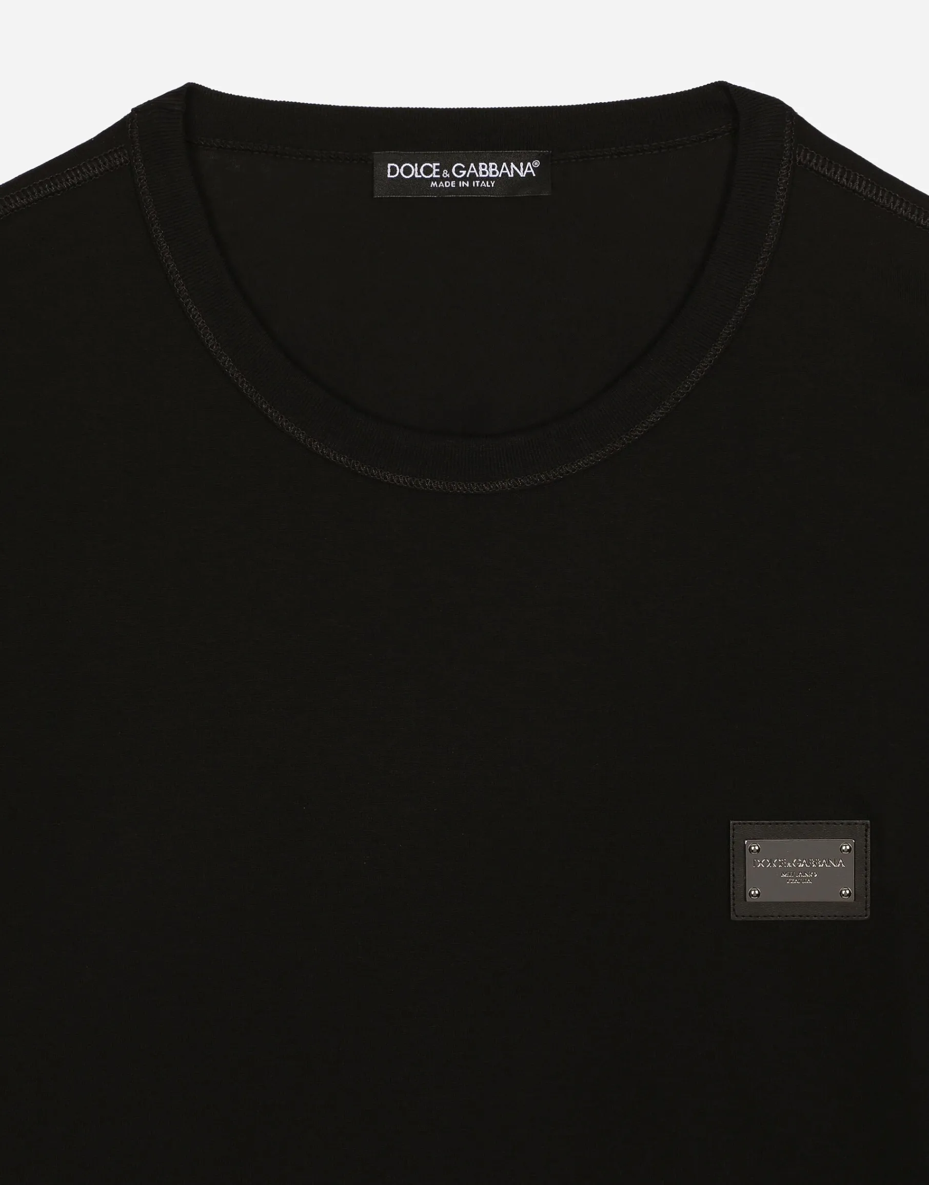 Cotton T-shirt with branded tag