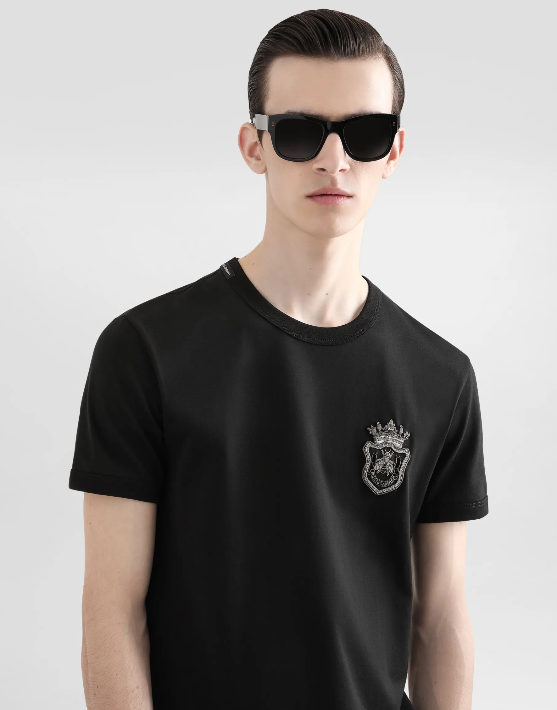 Cotton T-shirt with heraldic patch