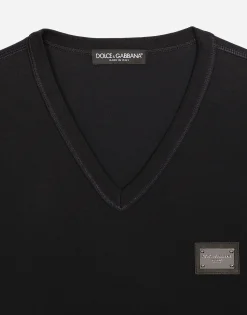 Cotton V-neck T-shirt with branded tag