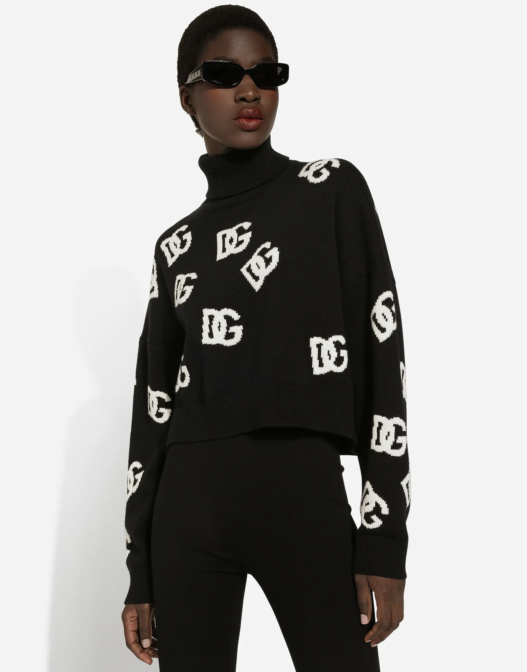 Cropped wool sweater with DG logo inlay