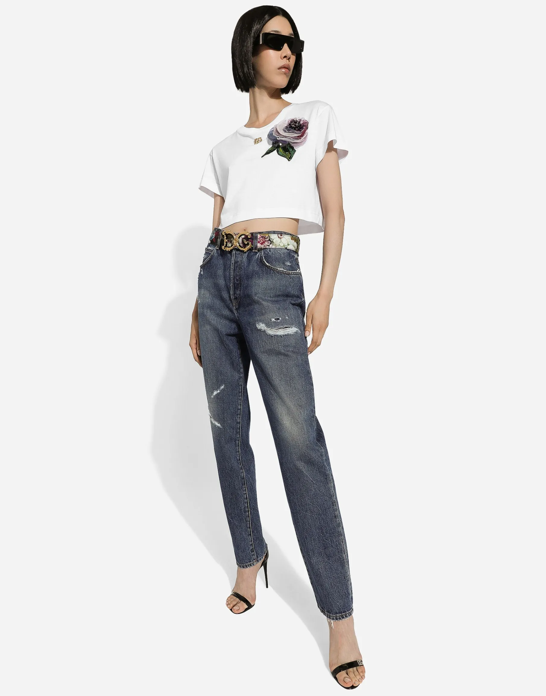 Denim jeans with rips