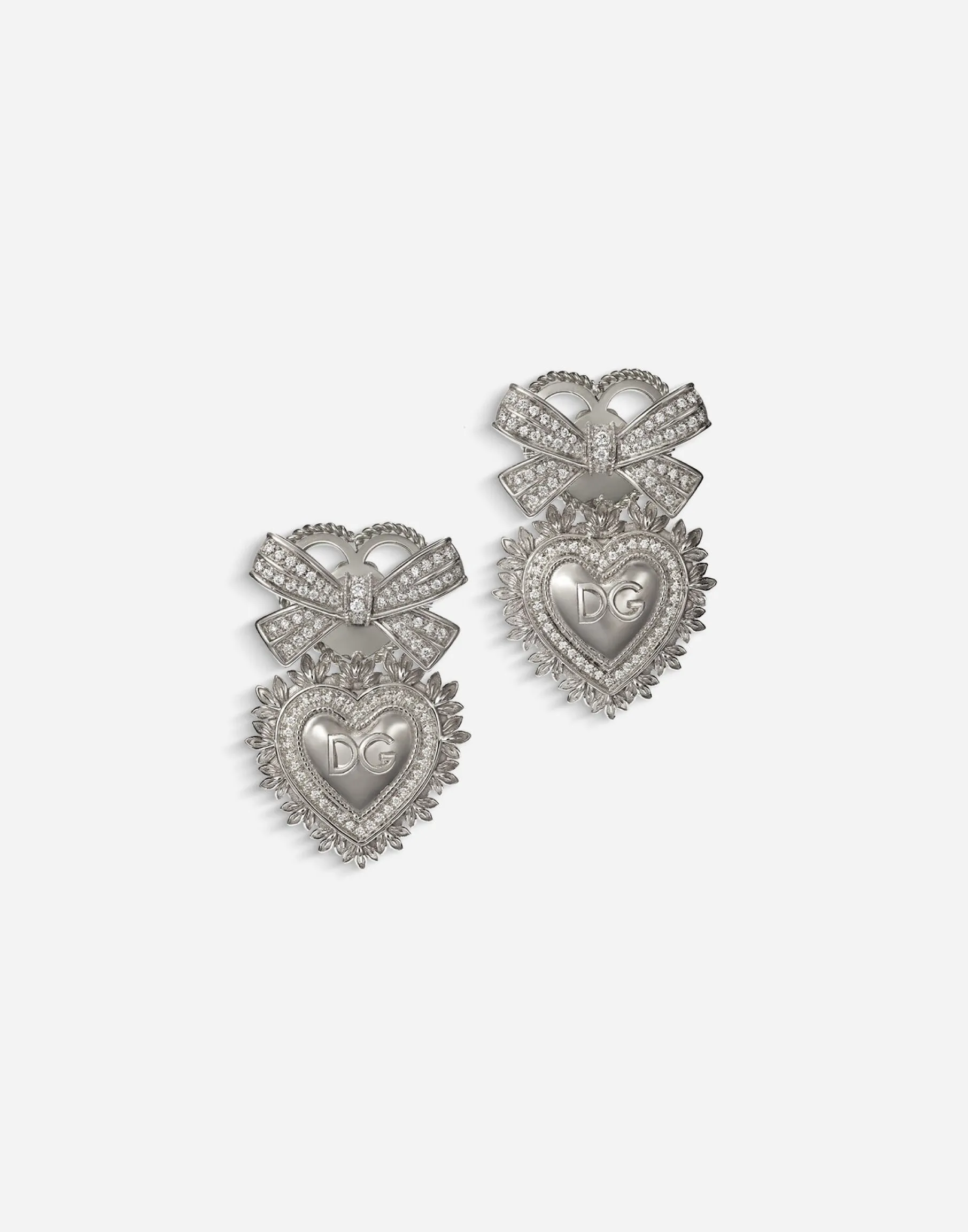 Devotion earrings in white gold with diamonds
