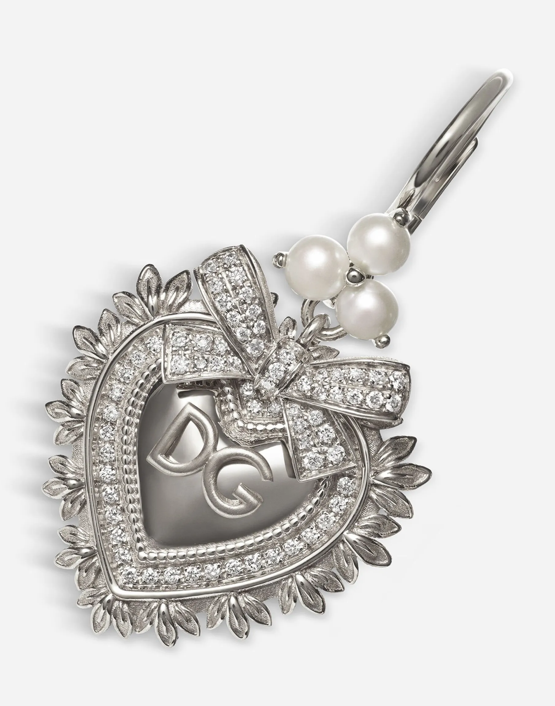 Devotion earrings in white gold with diamonds and pearls